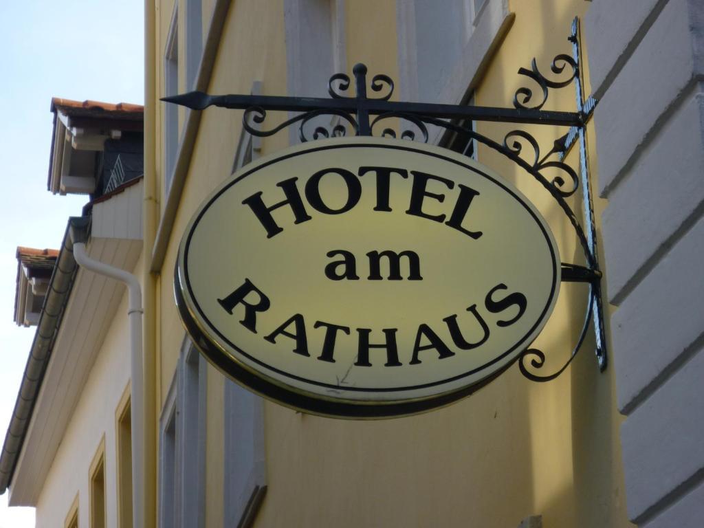 ホテル アム ラートハウス ハイデルベルク エクステリア 写真